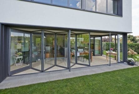 Soluciones en herrajes de aluminio