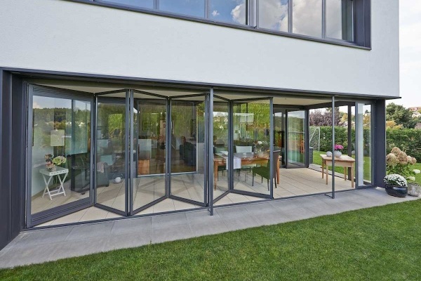 Cerramientos plegables de aluminio para clientes exigentes